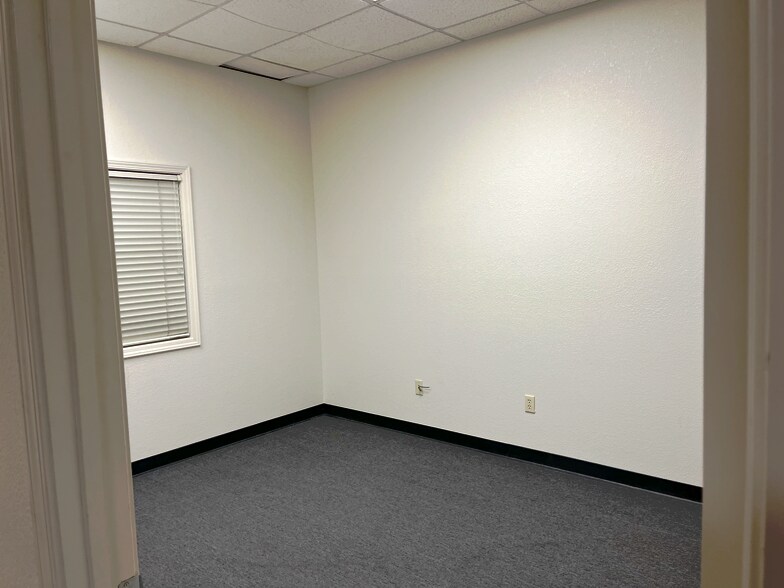 More Photos Of 1224 6th St, Modesto Warehouse For Lease