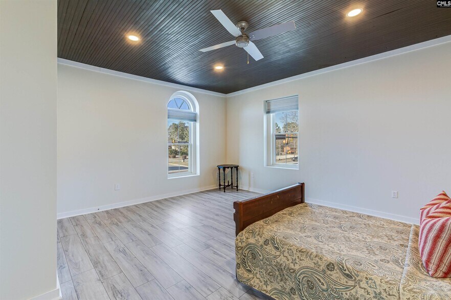 More Photos Of 2701 Cleveland St, Elloree Storefront Retail Residential For Sale