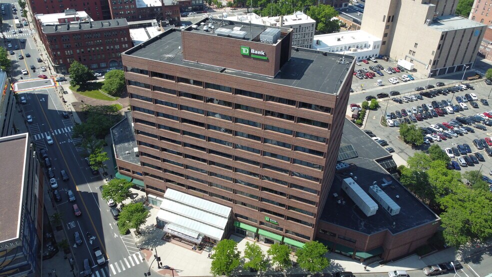 More Photos Of 1441 Main St, Springfield Office For Lease