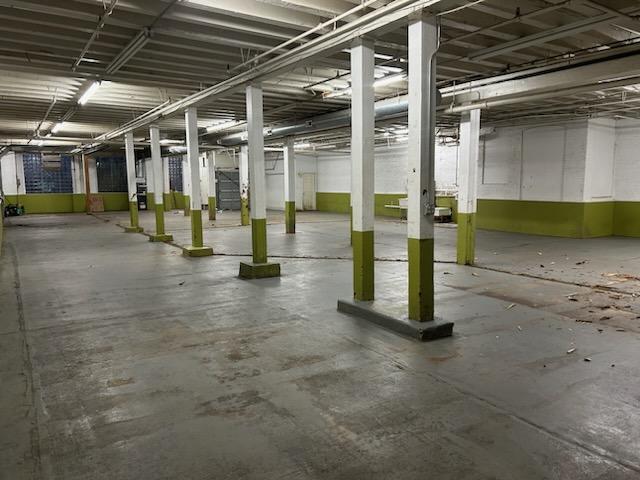 More Photos Of 3735 W Belmont Ave, Chicago Showroom For Lease