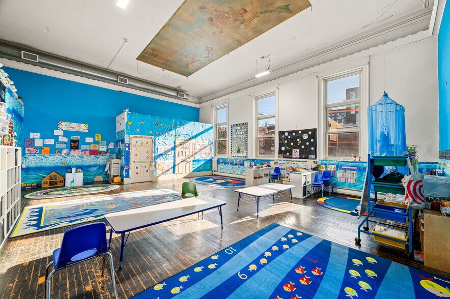 More Photos Of , Philadelphia Unknown For Sale