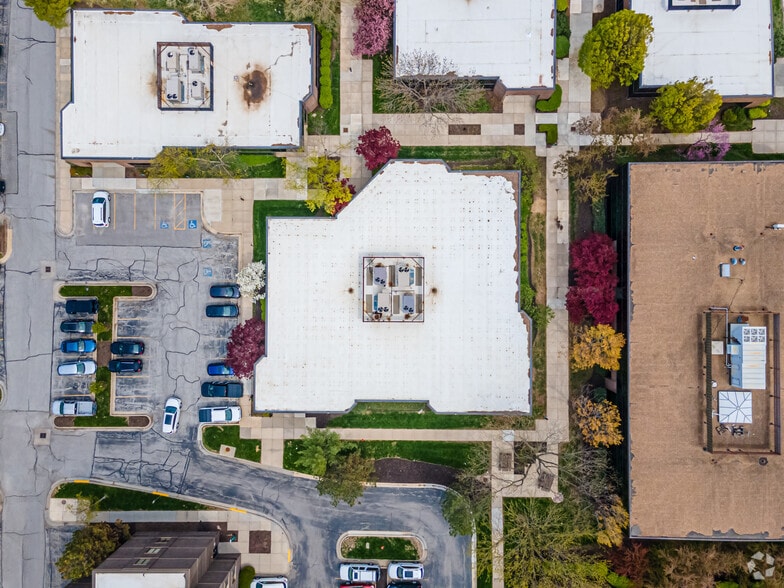 More Photos Of 5350 College Blvd, Overland Park Medical For Lease
