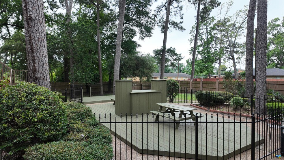 More Photos Of 1510 Odd Fellow St, Conroe Apartments For Sale