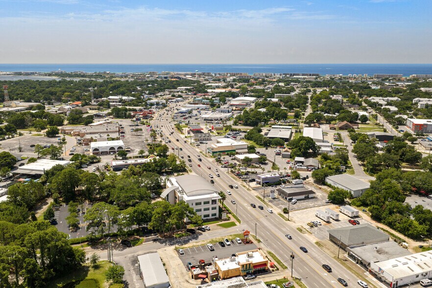 More Photos Of 45 Eglin Pky, Fort Walton Beach Medical For Lease