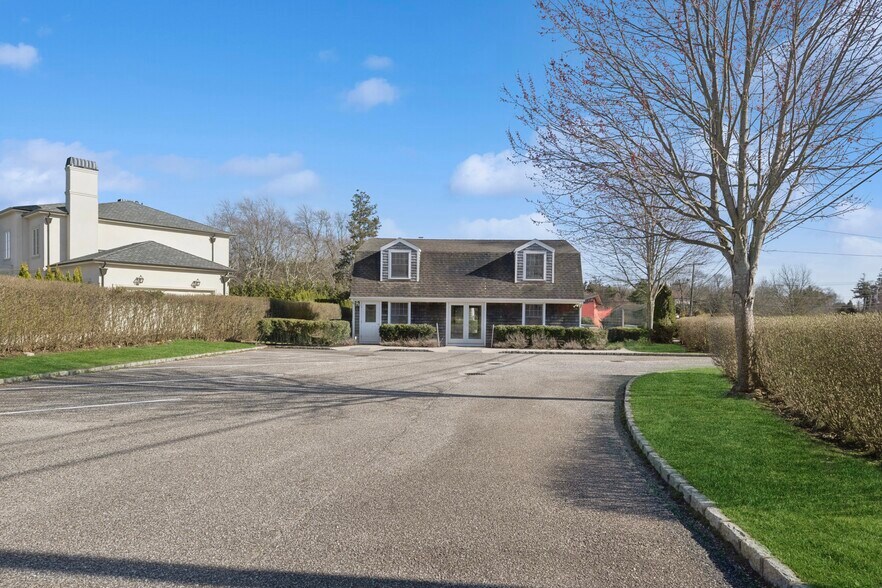 More Photos Of 103 Hayground Rd, Water Mill Unknown For Lease