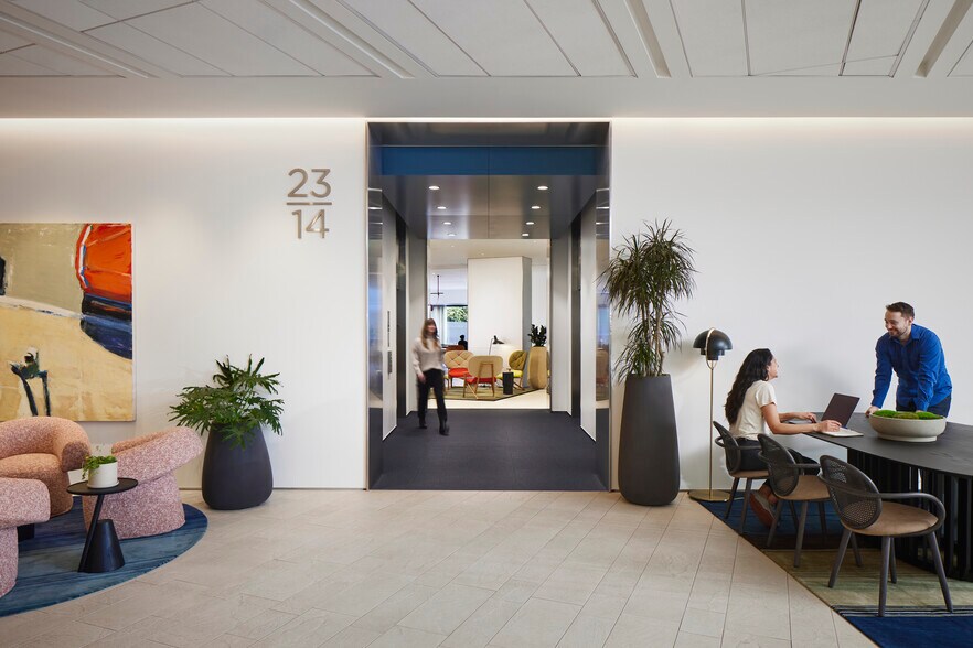More Photos Of 10900 NE 4th St, Bellevue Office For Lease