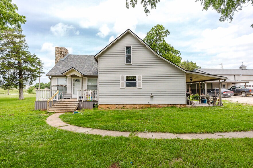 More Photos Of 1663 Georgia Rd, Humboldt Specialty For Sale