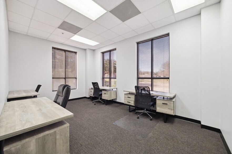 More Photos Of 52 Sugar Creek Center Blvd, Sugar Land Office For Sale