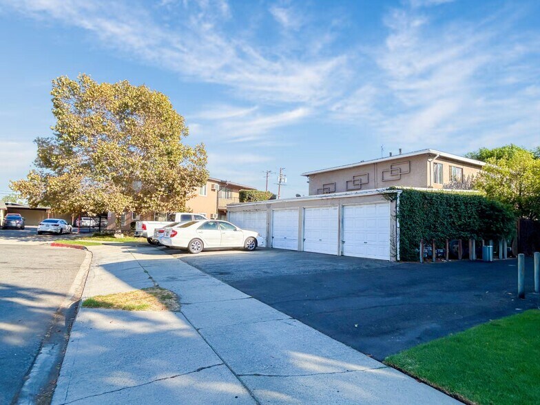More Photos Of 554 E Hurst St, Covina Apartments For Sale