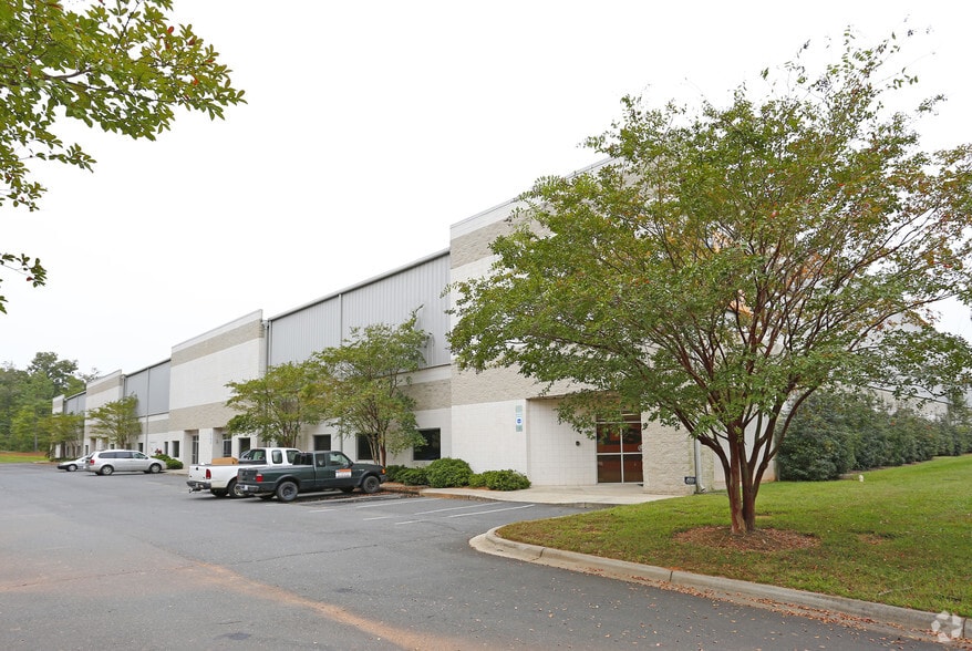 More Photos Of 9057 Northfield Dr, Fort Mill Manufacturing For Lease
