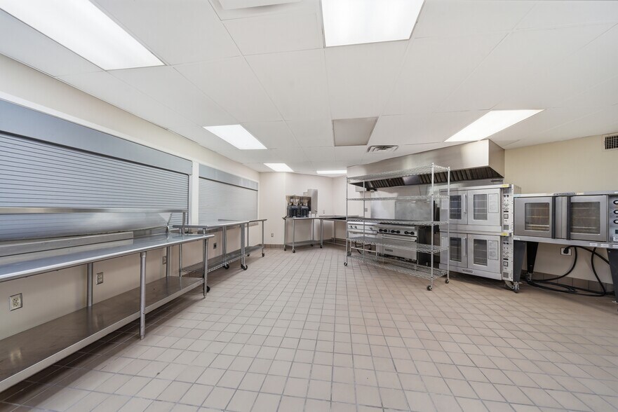 More Photos Of 7100 E 31st St, Tulsa Religious Facility For Sale