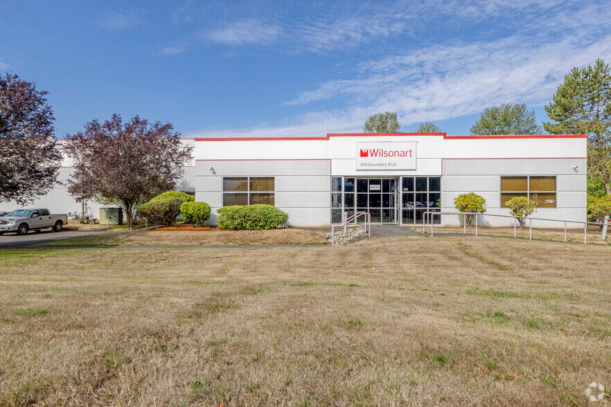 More Photos Of 400 Boundary Blvd, Algona Warehouse For Sale
