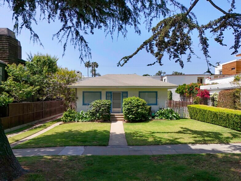 More Photos Of 938 15th St, Santa Monica Apartments For Sale