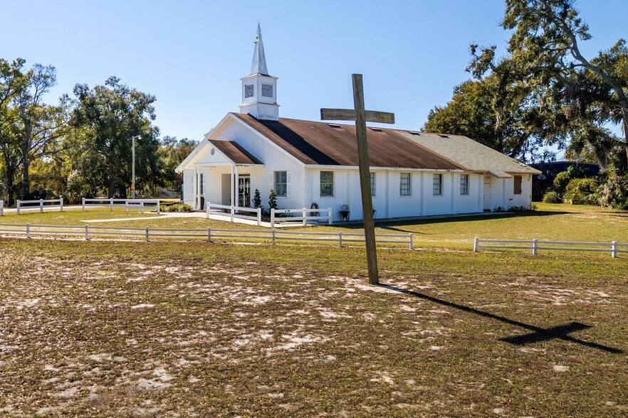 More Photos Of 6104 Polk Ave, Lakeland Religious Facility For Sale