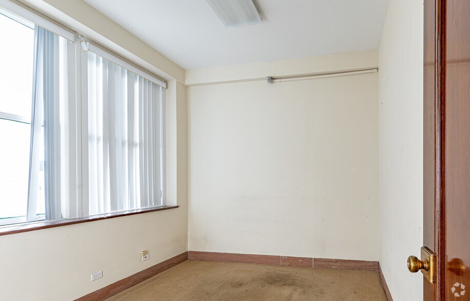 Photo of 8th Floor Ste 837