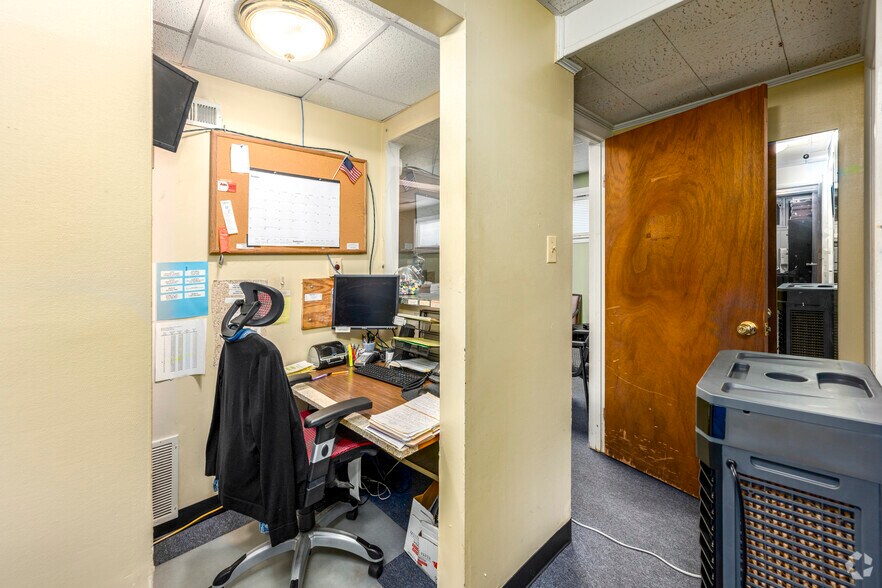 More Photos Of 601 Eastern Ave NE, Capitol Heights Medical For Sale
