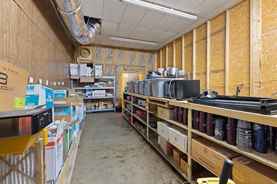 More Photos Of 6598 OK-98 Highway, Wright City Flex For Sale