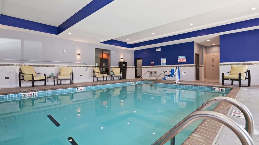 More Photos Of 201 Commerce Dr, Wewoka Hotel For Sale