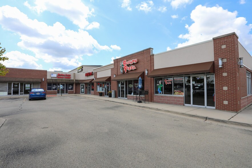 Primary Photo Of 16122 Route 59 Rt, Plainfield General Retail For Lease