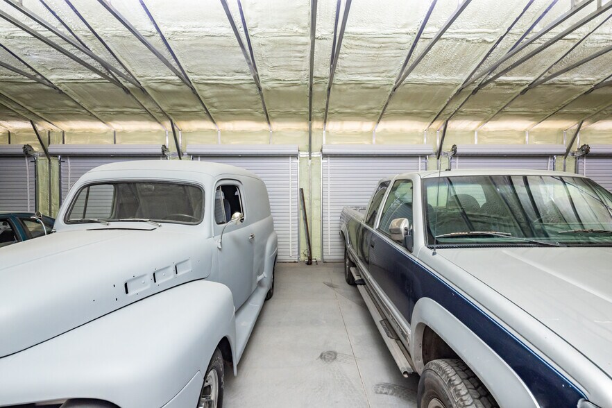 More Photos Of 8089 Wagon Wheel Dr, Lake Havasu City Warehouse For Sale