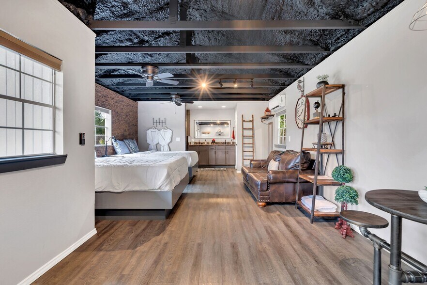 More Photos Of 17764 FM 1255, Canton Hospitality For Sale