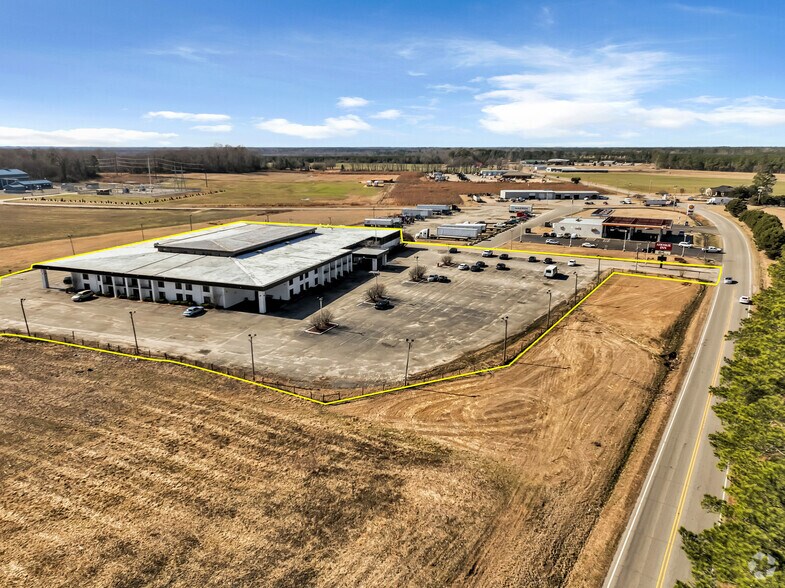 Primary Photo Of 343 W NC-561, Ahoskie Hotel For Sale