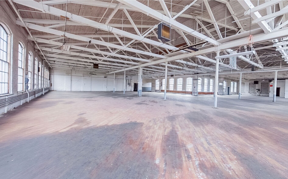 More Photos Of 480 W 5th St, Bloomsburg Manufacturing For Sale