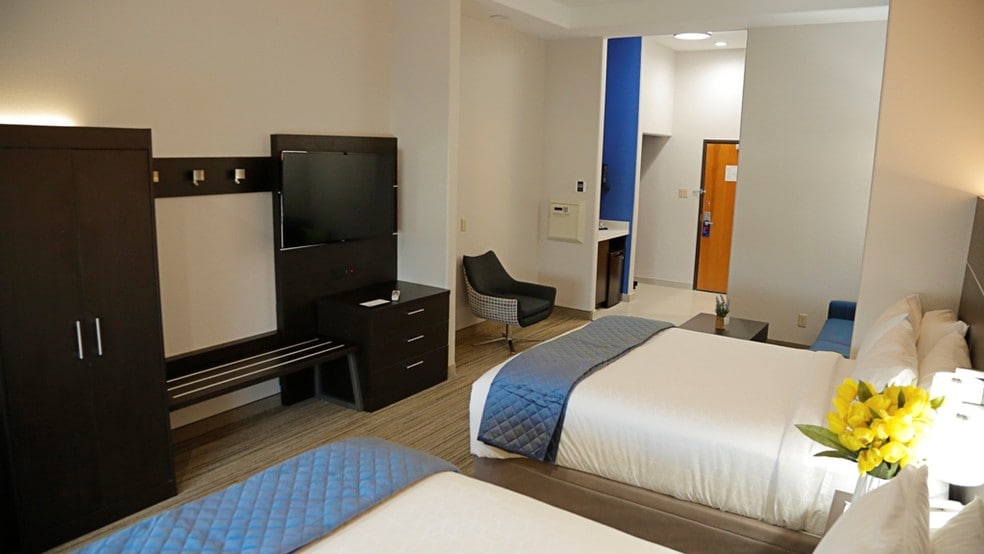 More Photos Of 2440 Gulf Fwy, Texas City Hotel For Sale