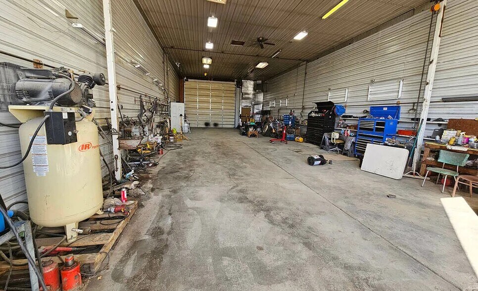 More Photos Of 1553 E 4150 N, Buhl Industrial For Sale