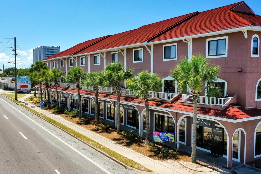 More Photos Of 220-236 Harbor Blvd, Destin Storefront Retail Residential For Sale