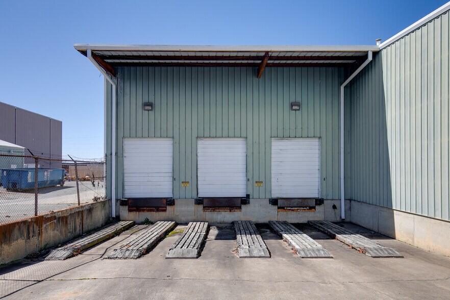 More Photos Of 1901 Westwood Ave, Richmond Warehouse For Sale