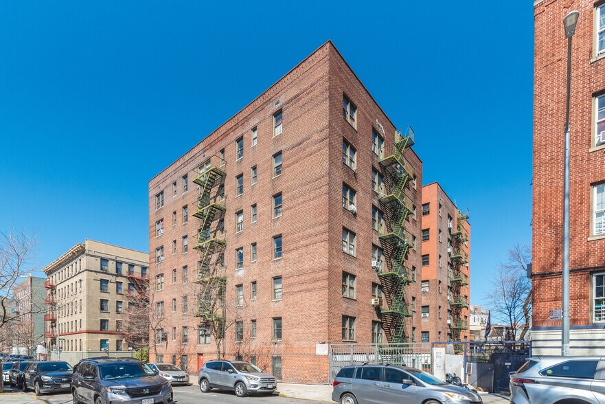 Primary Photo Of 2830 Briggs Ave, Bronx Apartments For Sale