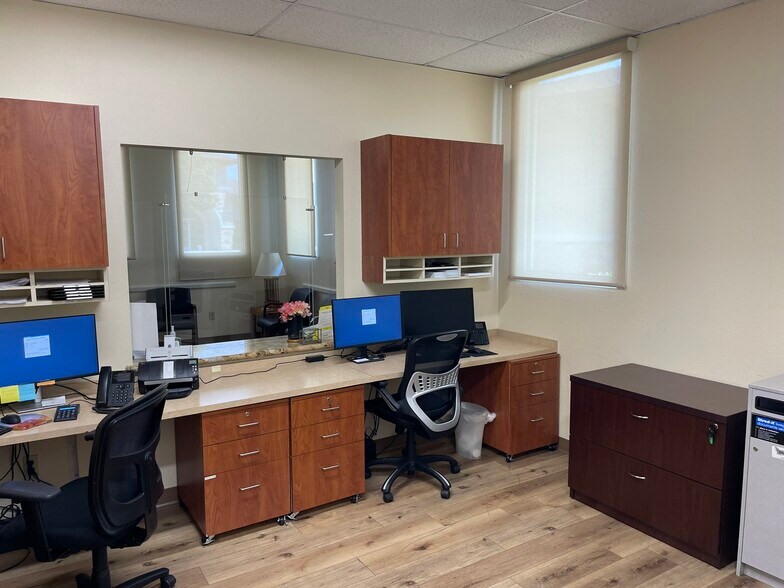 More Photos Of 1677 Lucerne St, Minden Medical For Sale