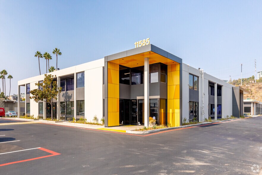 More Photos Of 11555 Sorrento Valley Rd, San Diego Unknown For Lease