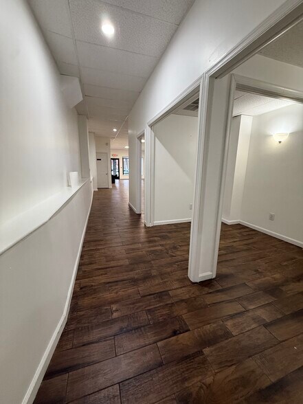 More Photos Of 526 Main St, Stroudsburg Storefront Retail Residential For Lease