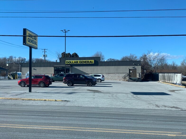 More Photos Of 99 Lewisberry Rd, New Cumberland Freestanding For Lease