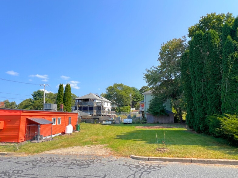 More Photos Of 33 Zabelle Ave, Auburn Restaurant For Sale