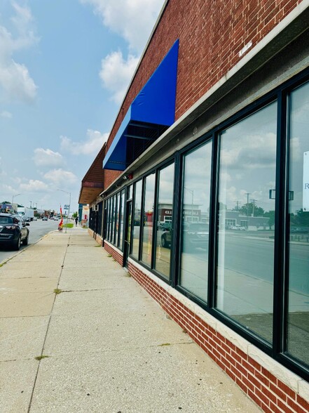 Primary Photo Of 1425 W Roosevelt Rd, Broadview Storefront Retail Office For Sale