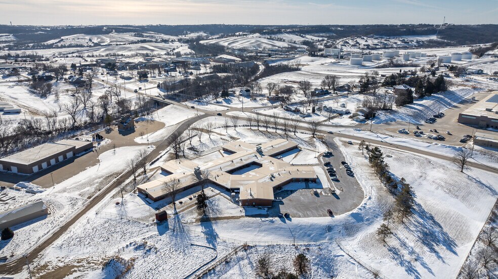 More Photos Of 1160 Seippel Rd, Dubuque Healthcare For Sale