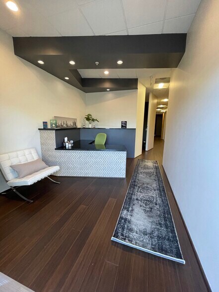 More Photos Of 8165 E Indian Bend Rd, Scottsdale Medical For Lease