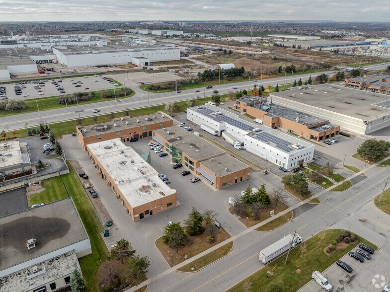 More Photos Of 8 Automatic Rd, Brampton Light Distribution For Sale