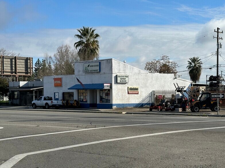More Photos Of 108 N Chester Ave, Bakersfield Freestanding For Sale