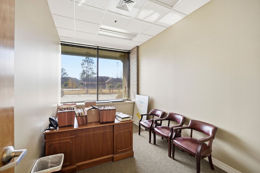 More Photos Of 68031 Capital Trace Row, Mandeville Office For Lease
