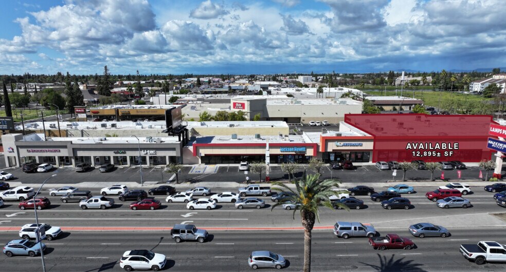 Primary Photo Of 84 E Shaw Ave, Fresno Unknown For Lease