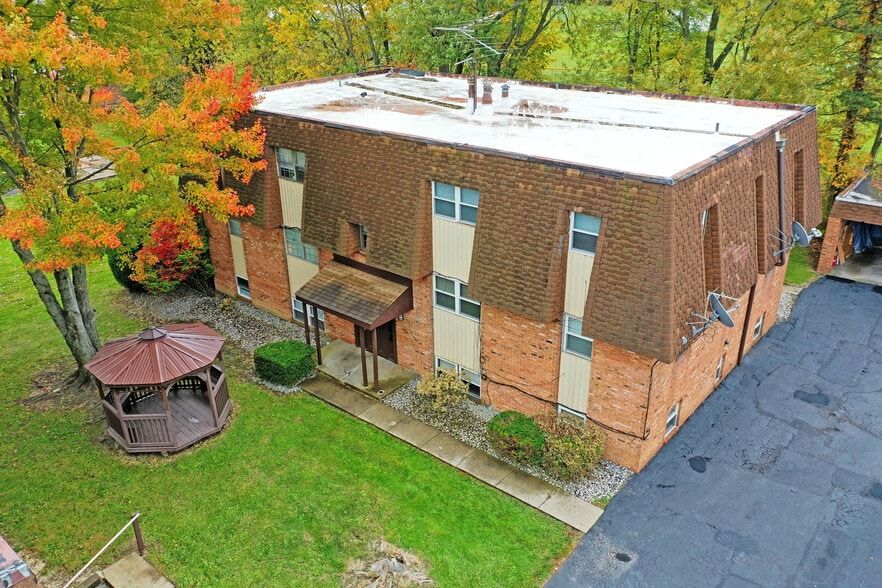 More Photos Of 203-205 Churchill Hubbard Rd, Youngstown Apartments For Sale