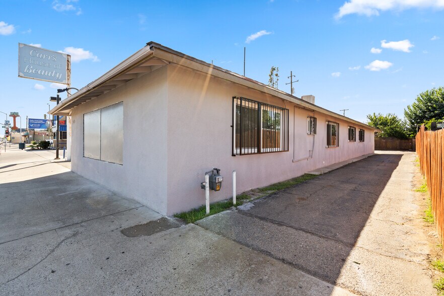 More Photos Of 4584 E Tulare Ave, Fresno Storefront Retail Residential For Sale
