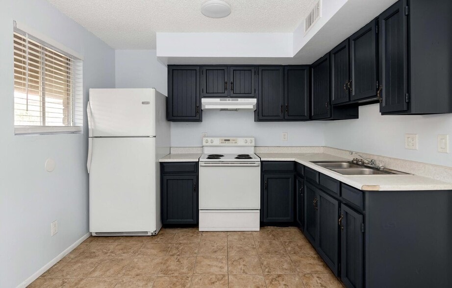 More Photos Of 822 E Carol Ave, Phoenix Apartments For Sale