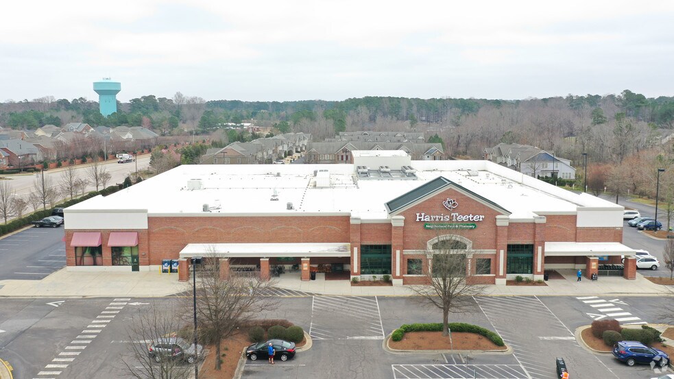 More Photos Of 3430 Ten Ten Rd, Cary Supermarket For Lease
