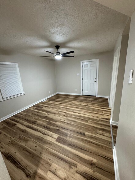 More Photos Of , Indianapolis Specialty For Sale