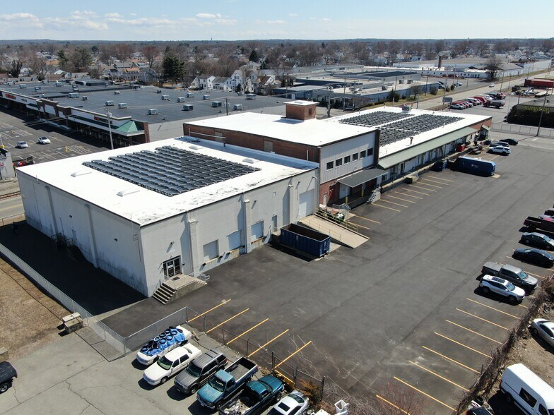 More Photos Of 402 Walcott St, Pawtucket Warehouse For Sale
